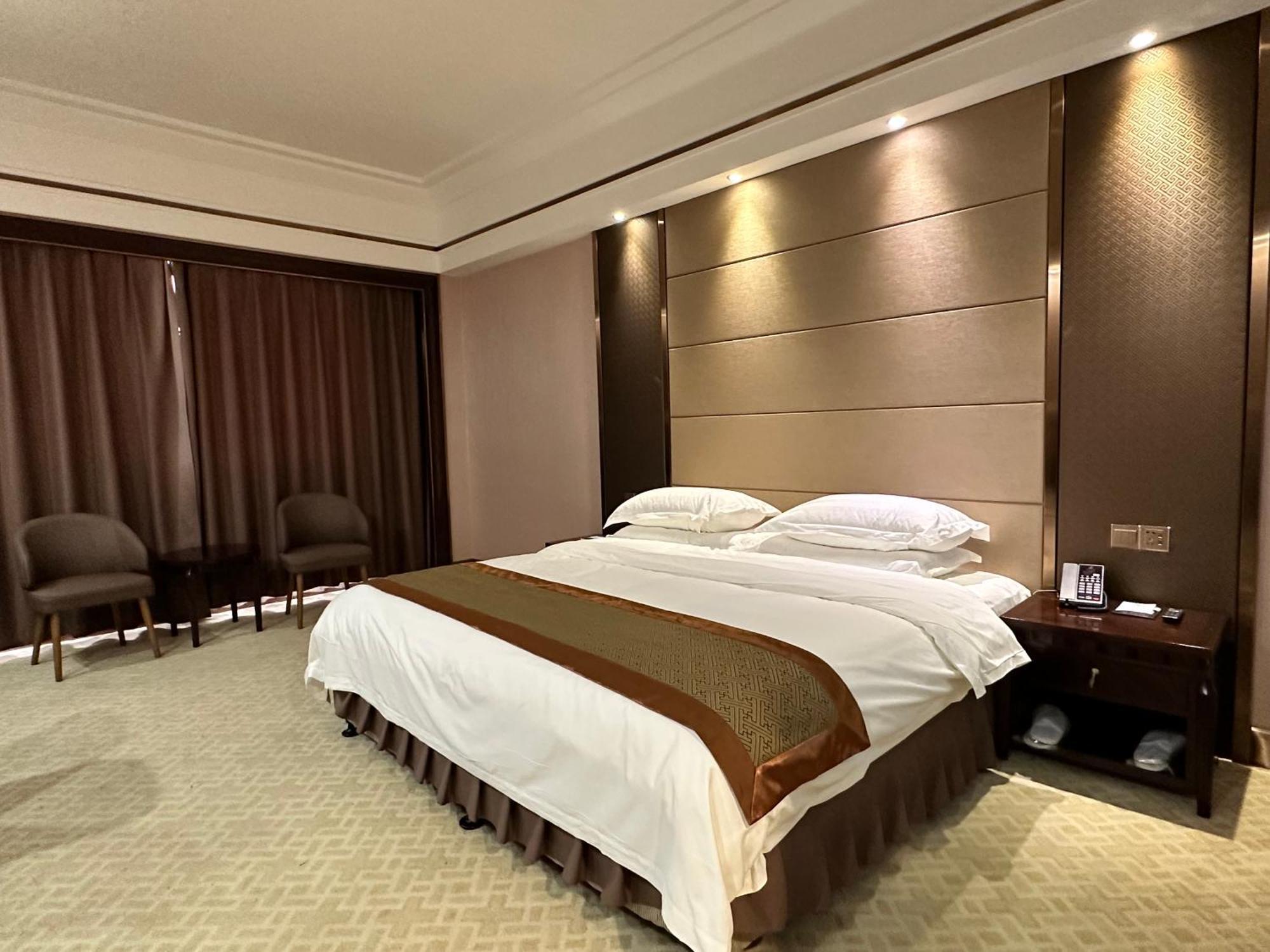 Chaozhou Hotel Esterno foto